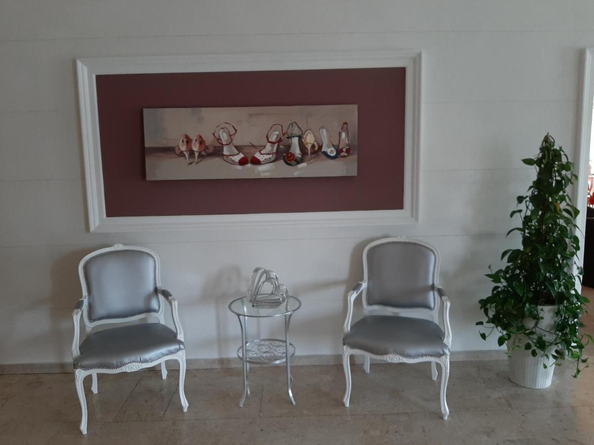 Hotel Florida ピオーヴェ・ディ・サッコ エクステリア 写真